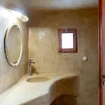 Riad Caval Ii Fira (Santorini)