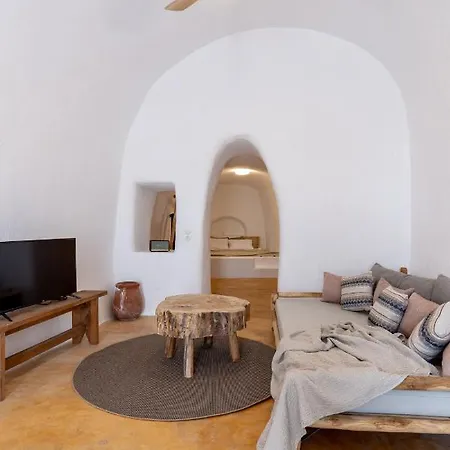 Caval Ii Riad Fira (Santorini)